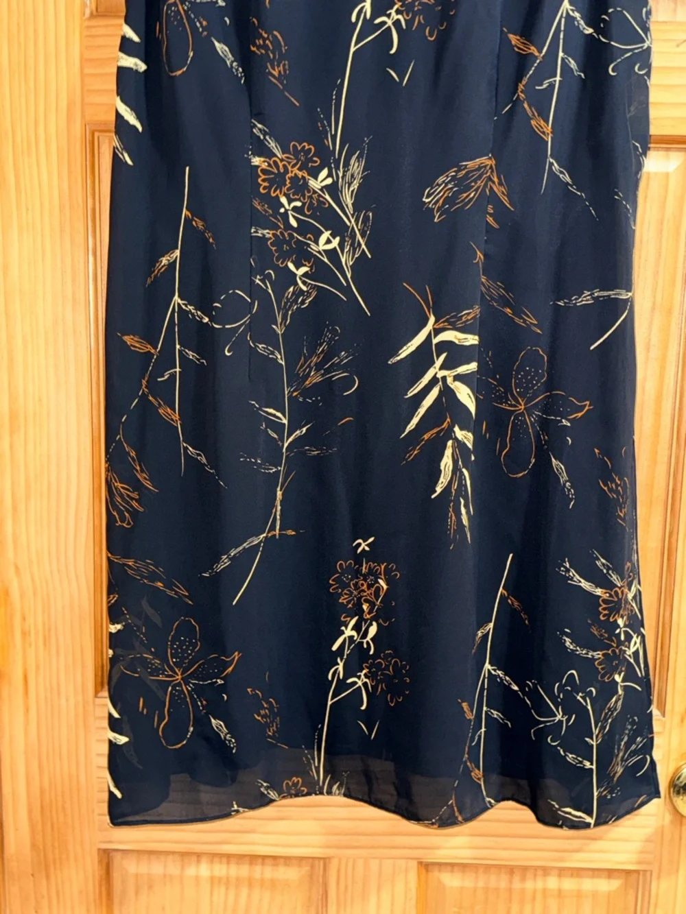 Vtg Studio C Plus Black Midi Dress with Gold Floral Accents - Picture 10 of 11